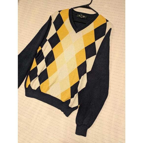 Brooks Brothers Country Club Men's Argyle V-Neck Sweater - Yellow & Navy - Picture 4 of 9